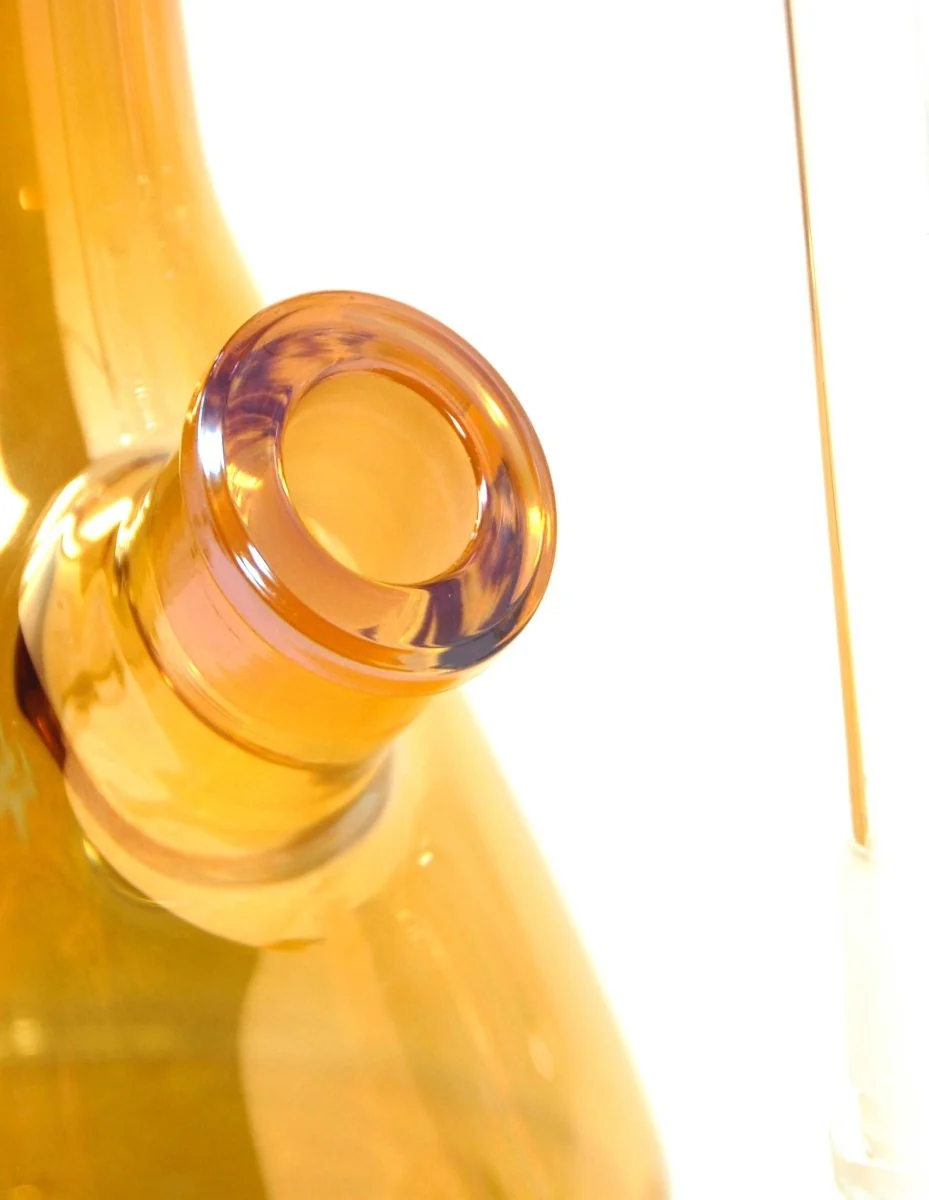12" 7 mm Thick Heavy Duty Beaker Glass Bong - Image 2